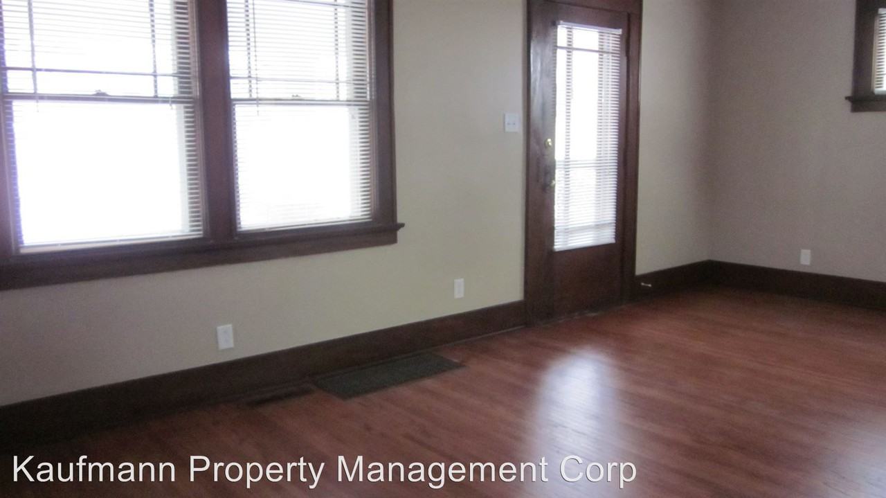 202 E Maple Grove Ave - Photo 3 of 18