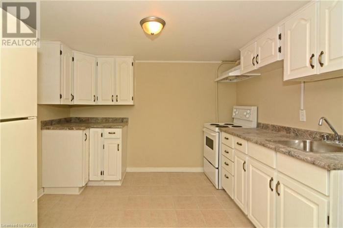 1437 Westbrook Drive - Photo 3 of 7