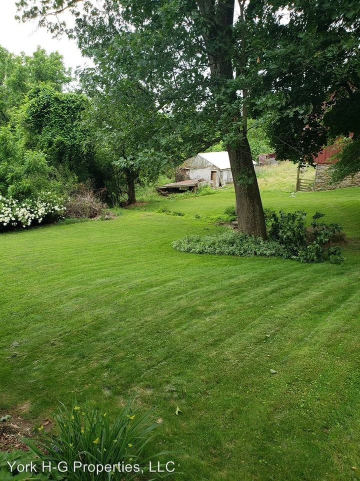 255 Grim Hollow Rd - Photo 3 of 13