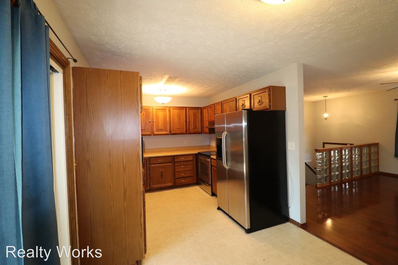 1804 Hartley St - Photo 2 of 12