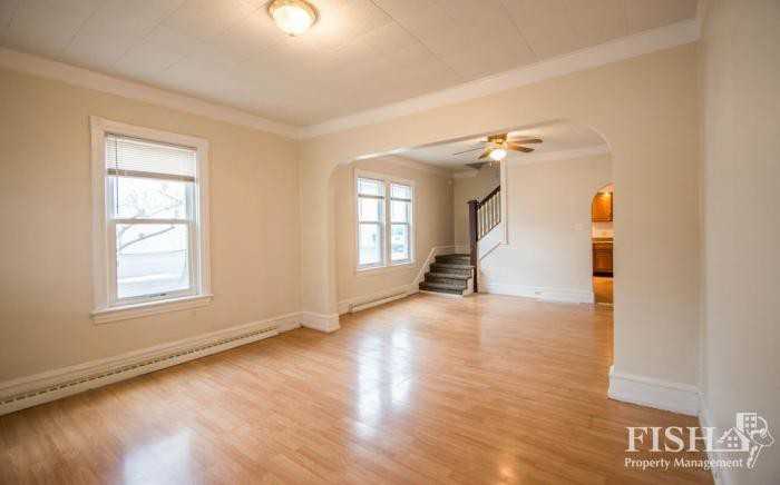 1314 Dewey Ave - Photo 2 of 16