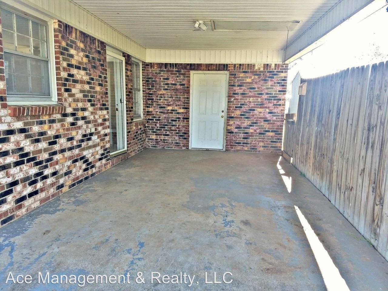 9220 Danville Rd - Photo 2 of 14