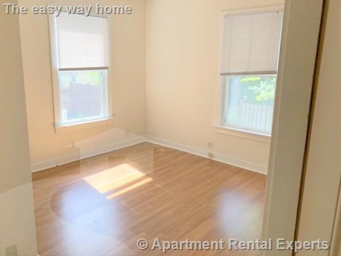 15 Linden Cir - Photo 3 of 6