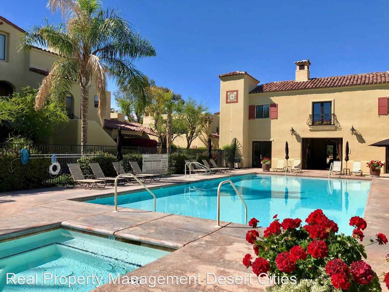 218 Villorrio Drive East - Photo 3 of 33