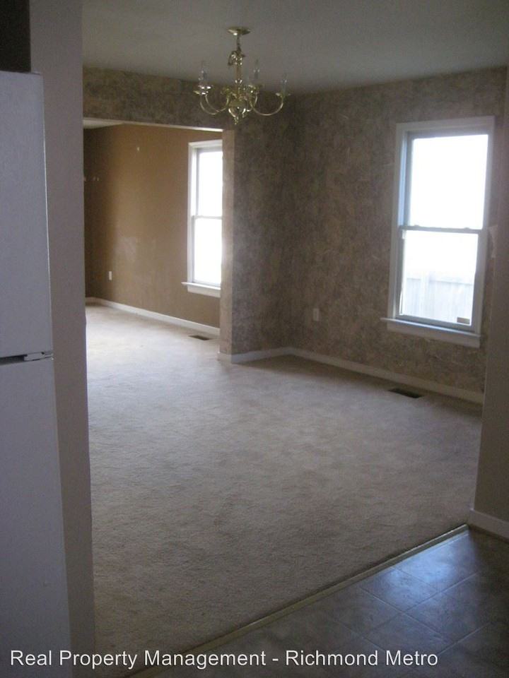 1829 Moore Street - Photo 3 of 11