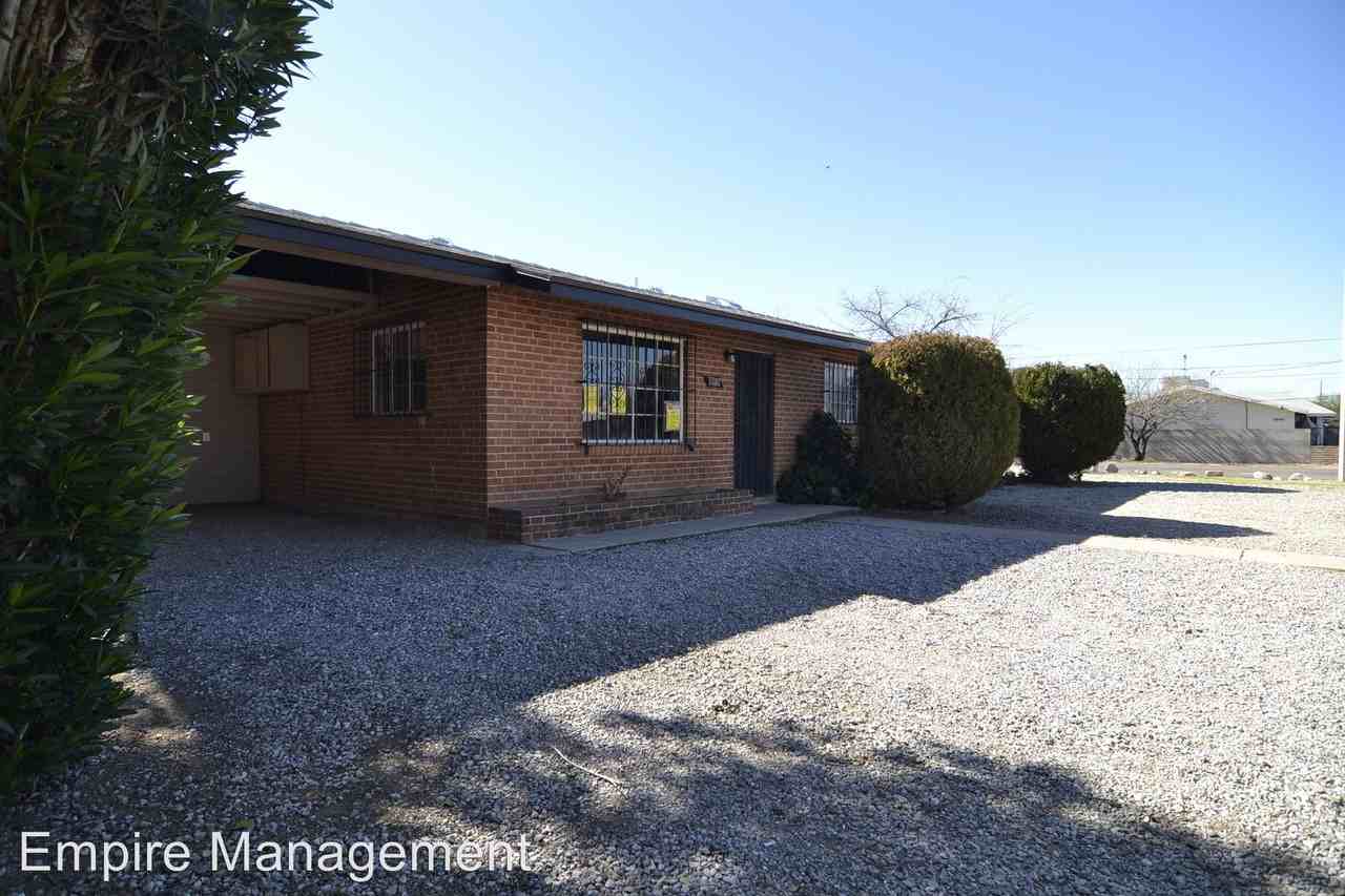 3702 E. Bermuda St. - Photo 2 of 15