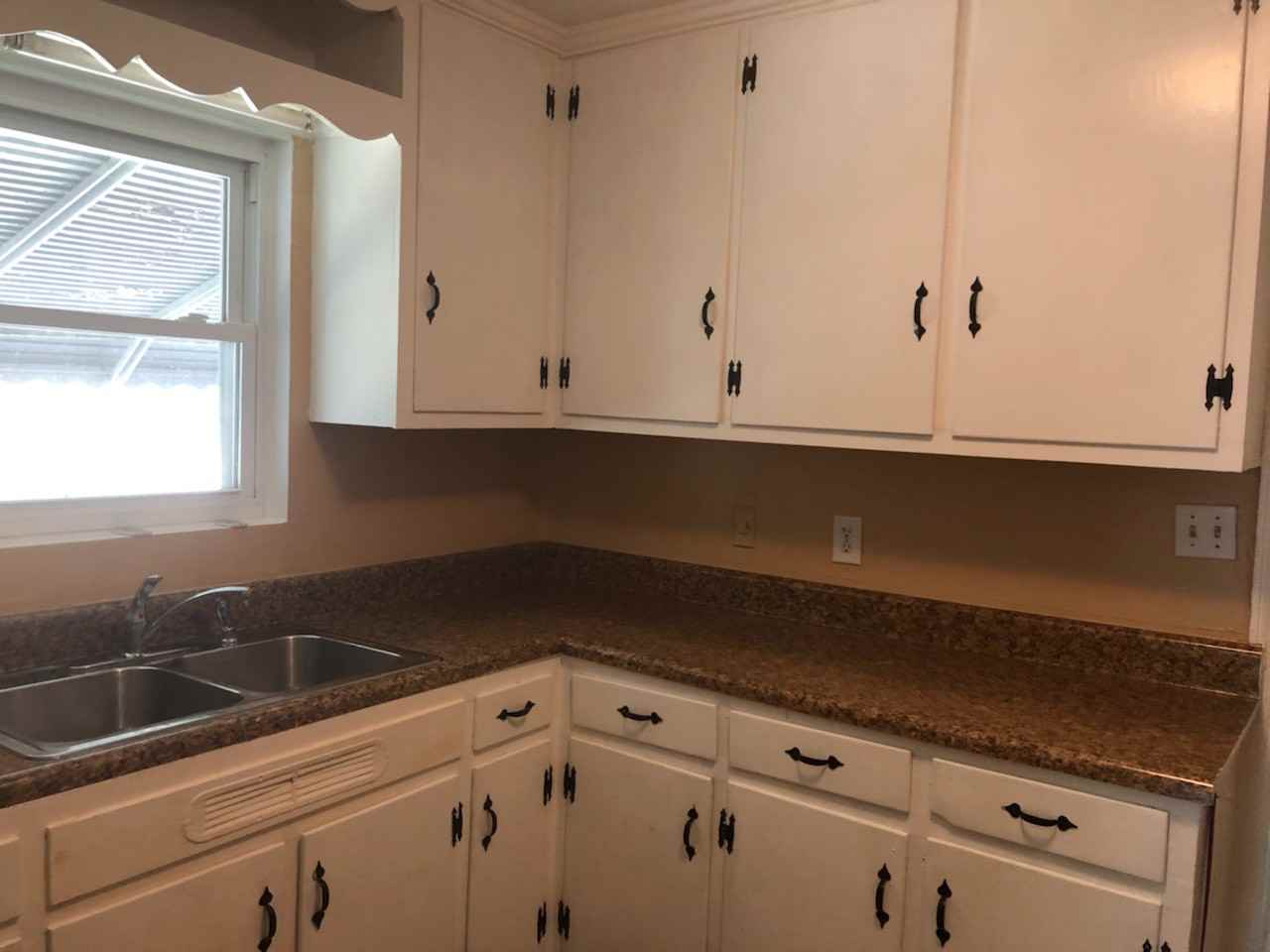 312 Sunset Dr - Photo 5 of 14