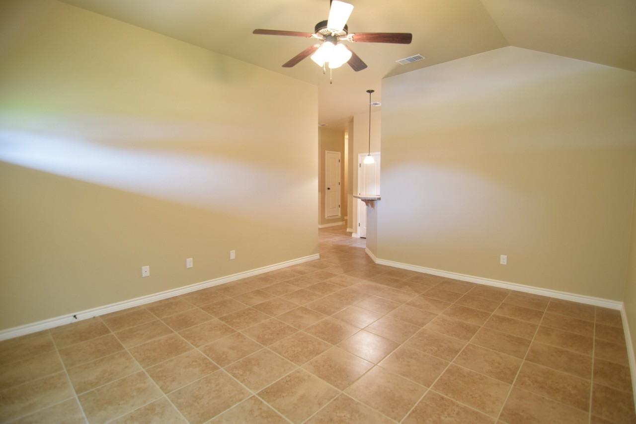 517 Paseo Del Plata - Photo 6 of 25