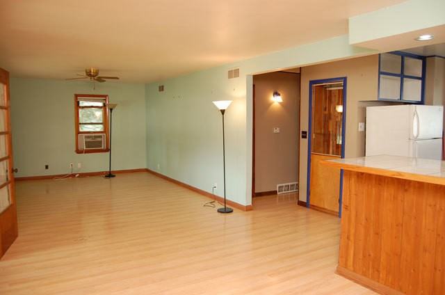 316 West - Photo 3 of 24