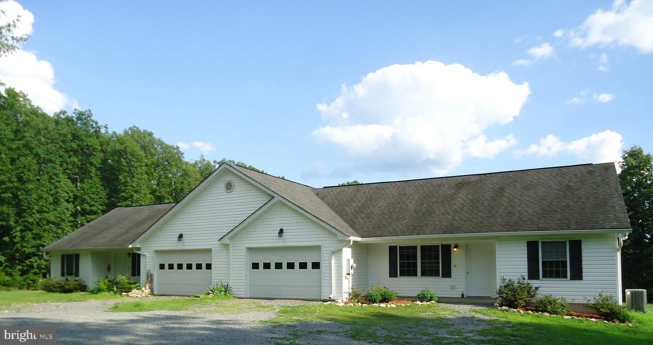 32422 White Oak Drive - Photo 2 of 14