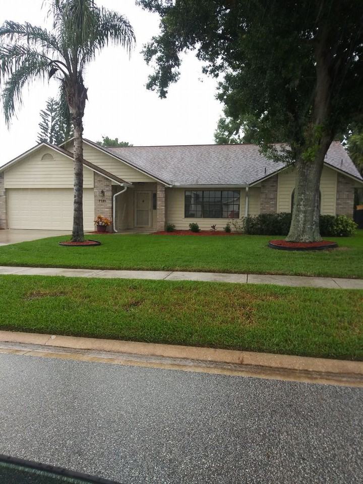 3792 Long Grove Lane - Photo 3 of 10