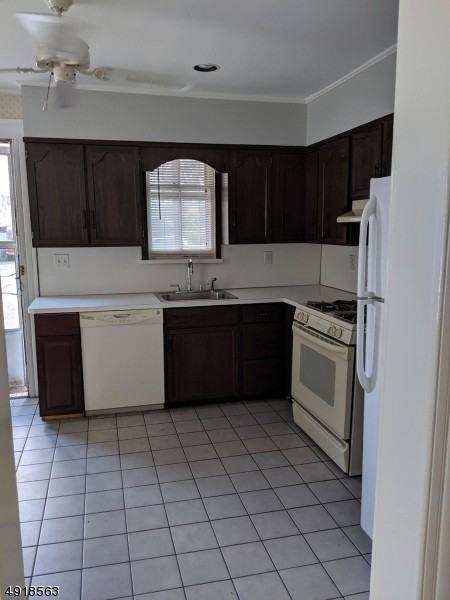 112 Warren Ave - Photo 3 of 6
