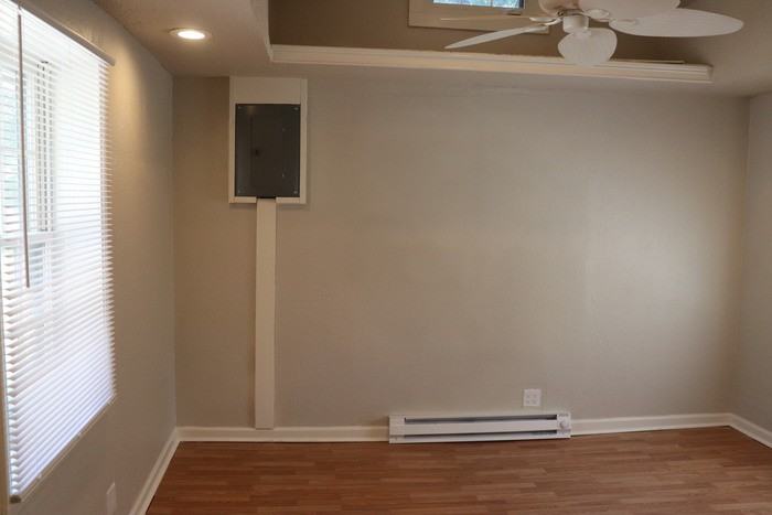 6033 Northeast Vivion Road - Photo 3 of 20