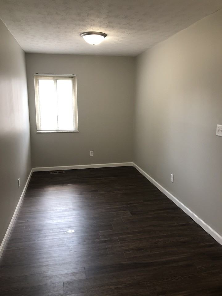 1022 Princewood Avenue - Photo 3 of 18