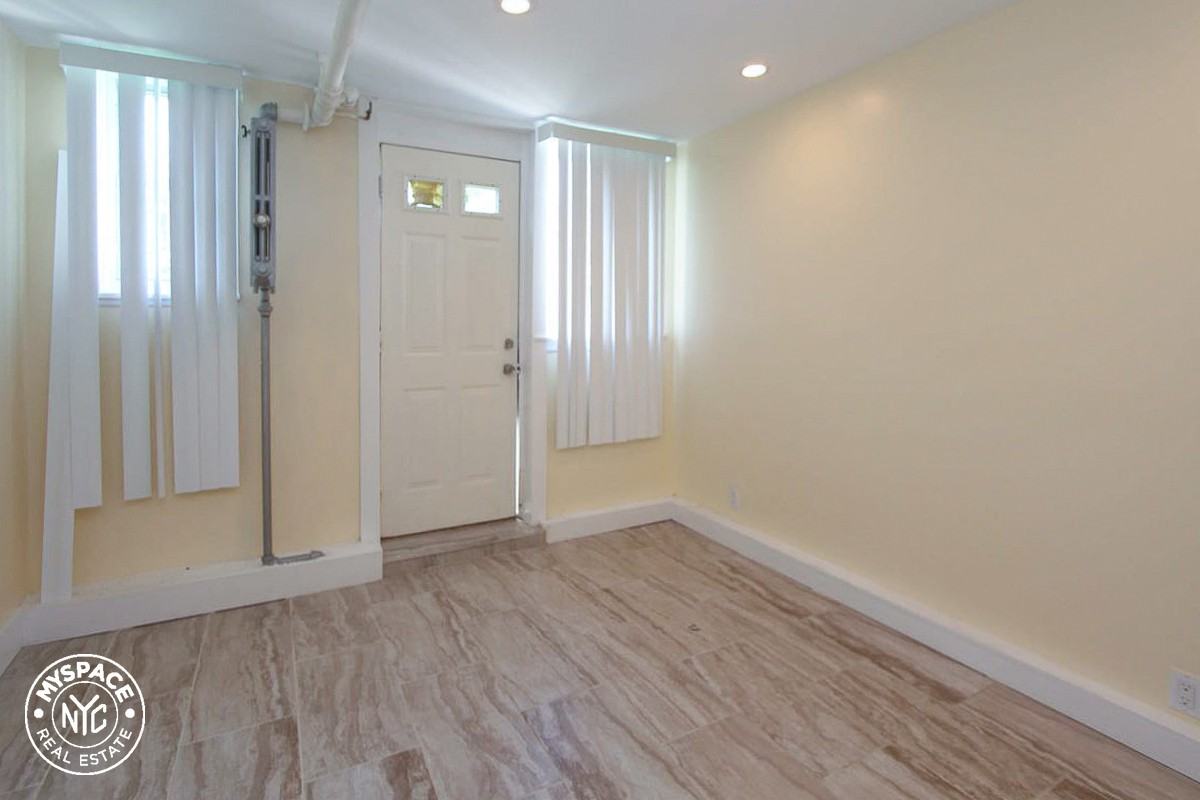 696 Midwood St #GL - Photo 3 of 10