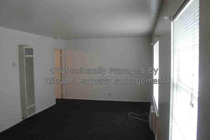 410 Lindsay Ct #14 - Photo 2 of 10