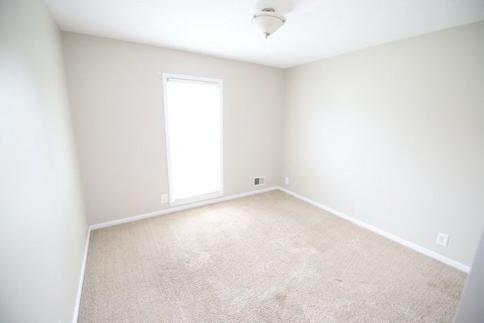 1200 Nightingale Lane - Photo 2 of 12