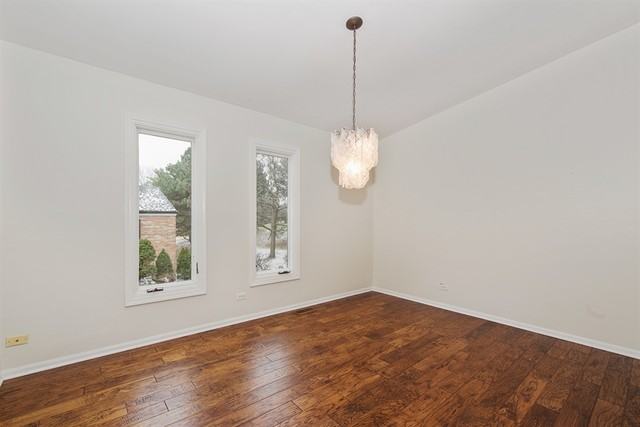 19W285 19w285 Palace Green - Photo 3 of 8