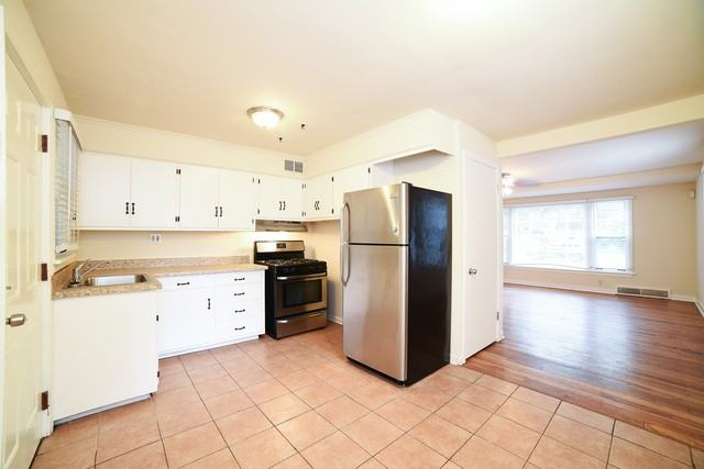 945 Hill - Photo 3 of 10