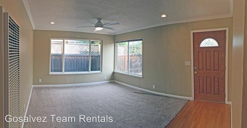 277 Vineyard Dr. - Photo 2 of 7