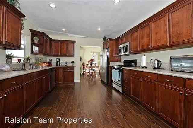 773 Cedar Ave - Photo 2 of 8