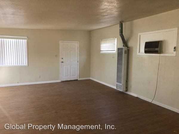 17057 - 17061 C Street - Photo 3 of 7