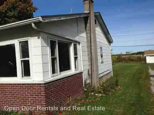 411 W Main St - Photo 2 of 7