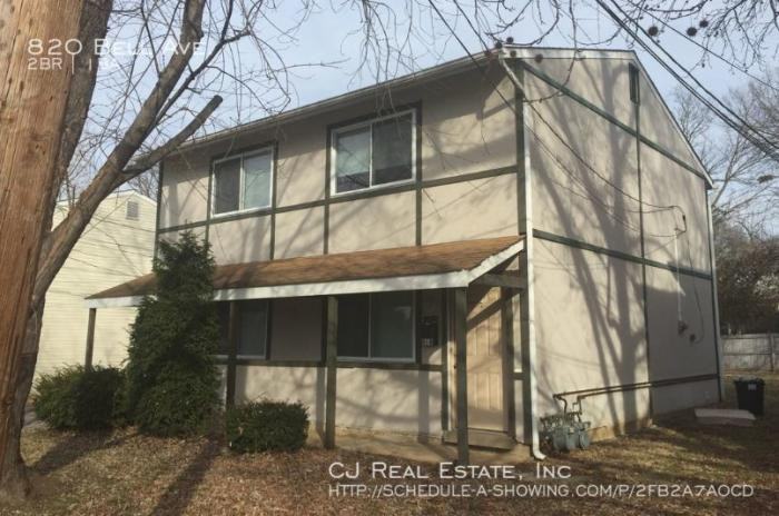 820 Bell Ave.