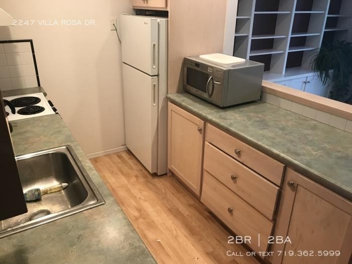 2247 Villa Rosa Dr - Photo 3 of 11