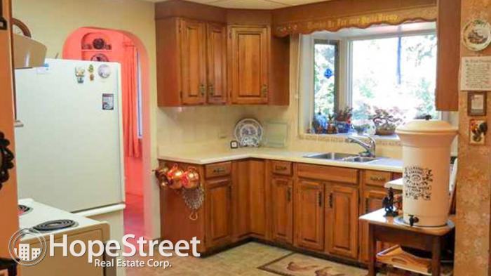 4107 15 Street Sw - Photo 3 of 10