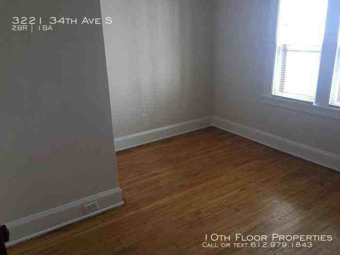 3221 34th Ave S - Photo 2 of 6