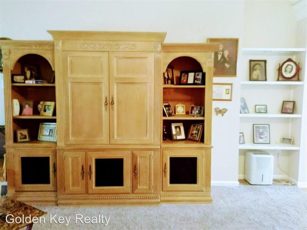 204 Carrington Lane - Photo 2 of 24