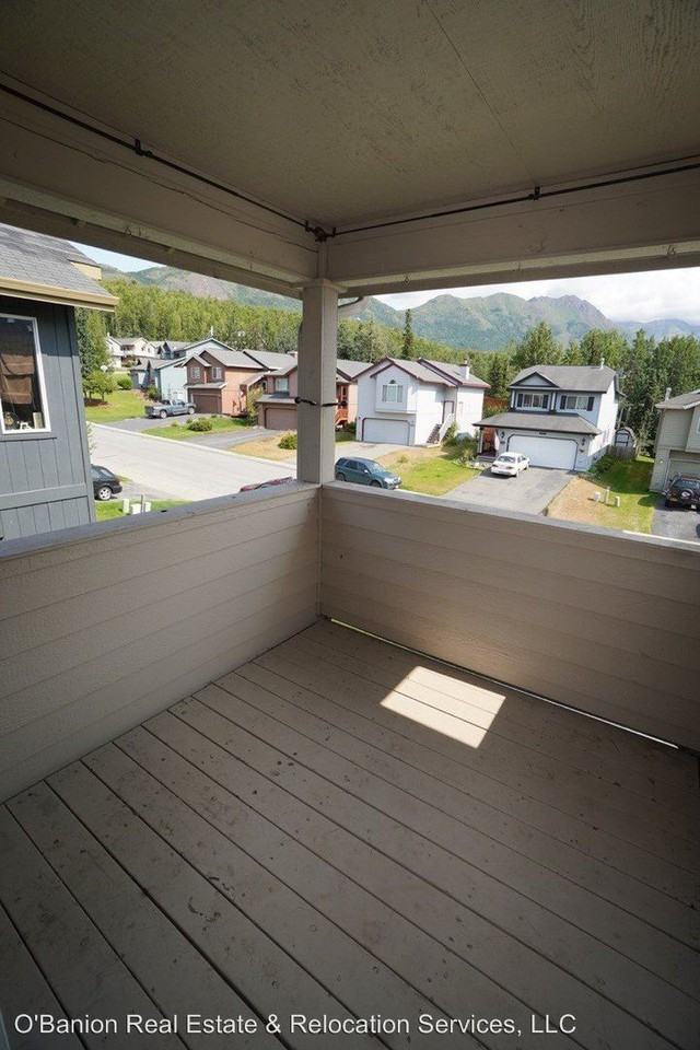 19431 Highland Ridge Drive - Photo 3 of 26