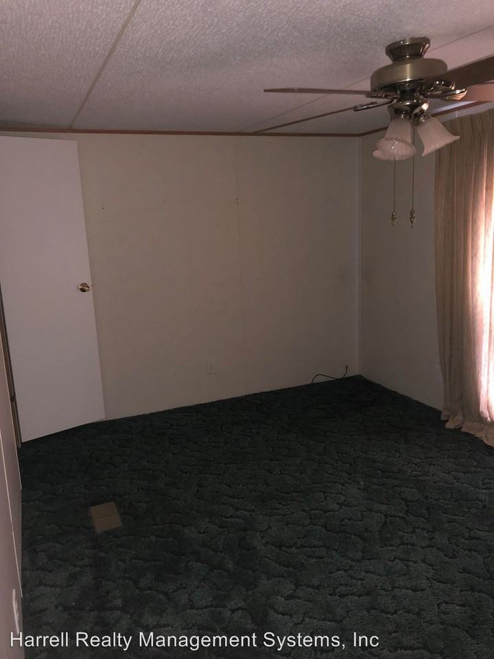 2601 Robinson Drive #32 - Photo 3 of 15