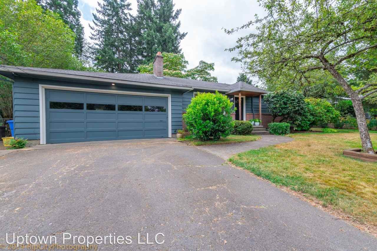 2610 Sw Plum Ct - Photo 2 of 35