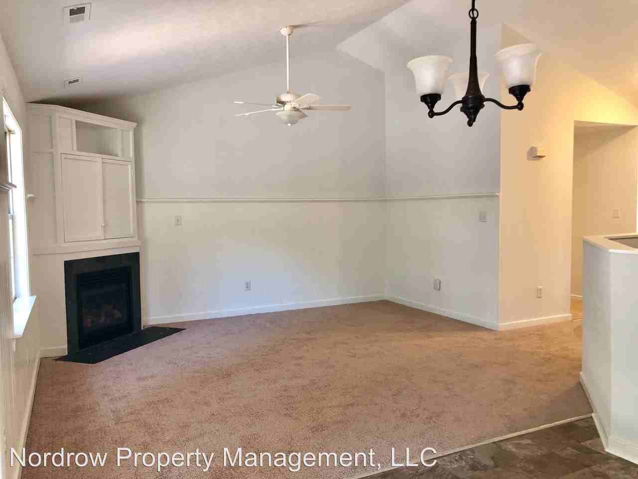 100 N. Macon Terrace - Photo 2 of 14