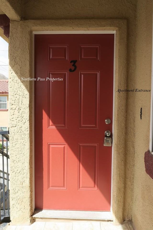 2413 Tremount - Photo 2 of 19