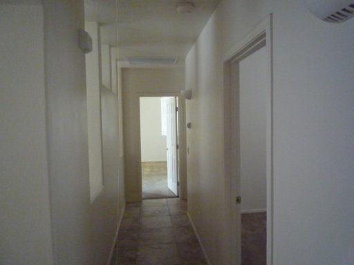 1049 E Susan Ln - Photo 3 of 9