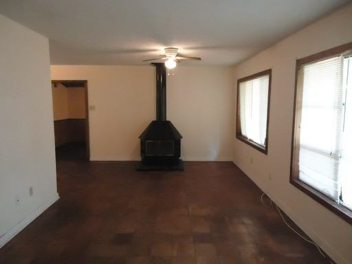 2531 McLaughlin Dr - Photo 3 of 10