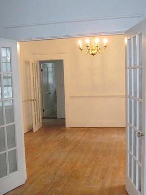 3116 3116 Barton Avenue, Lower - Photo 2 of 4