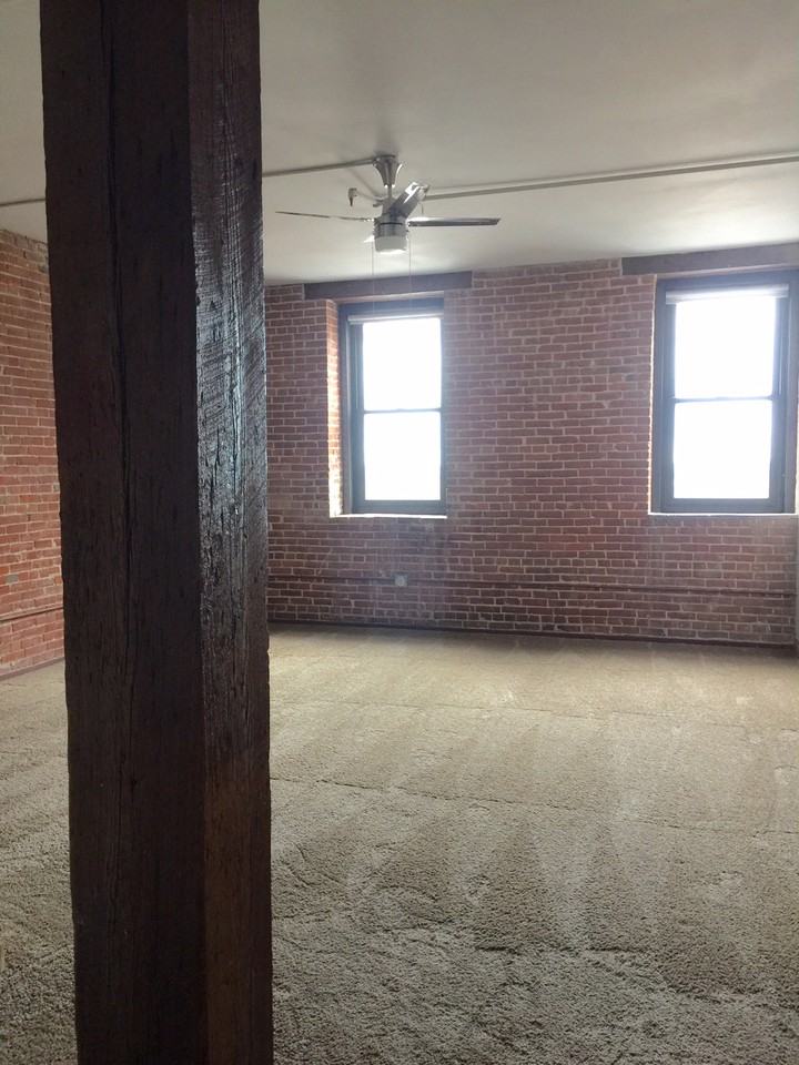 213 Delaware Street #610
