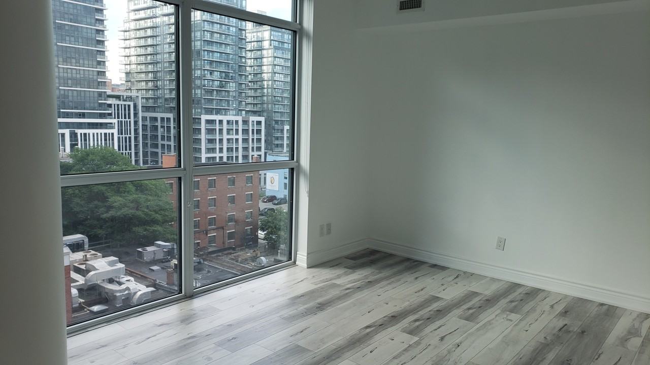 39 Sherbourne Street - Photo 7 of 12