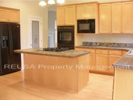 6701 81st St Ct E - Photo 2 of 17