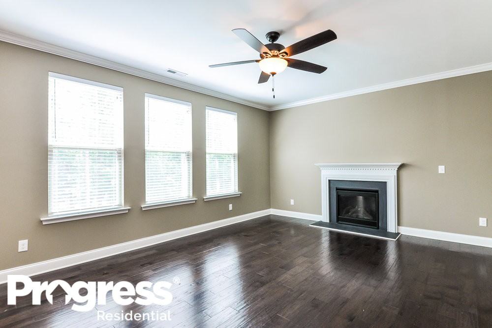 41 Pine Creek Ct - Photo 2 of 20