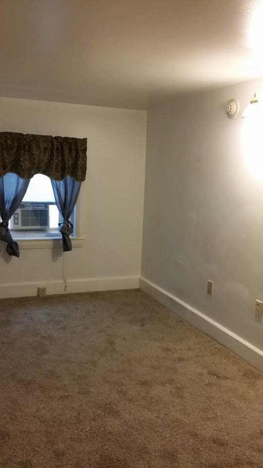 338 N. Main Street - Photo 3 of 8