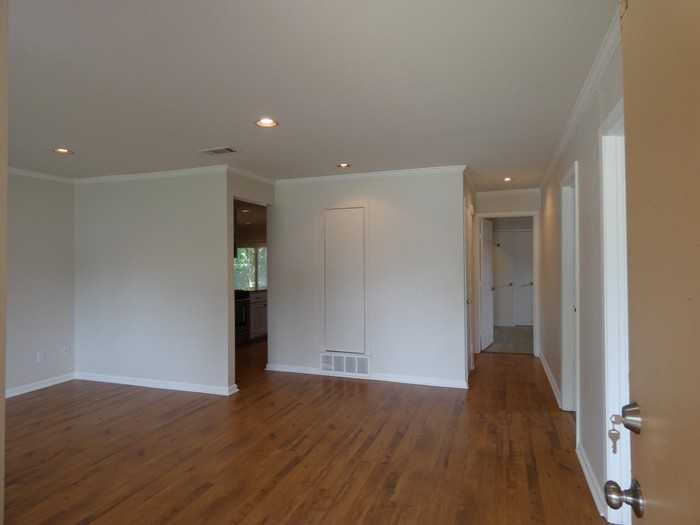 951 Easy Street - Photo 2 of 15