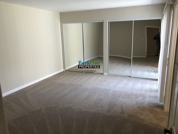 804 Barnwood Drive - Photo 3 of 10