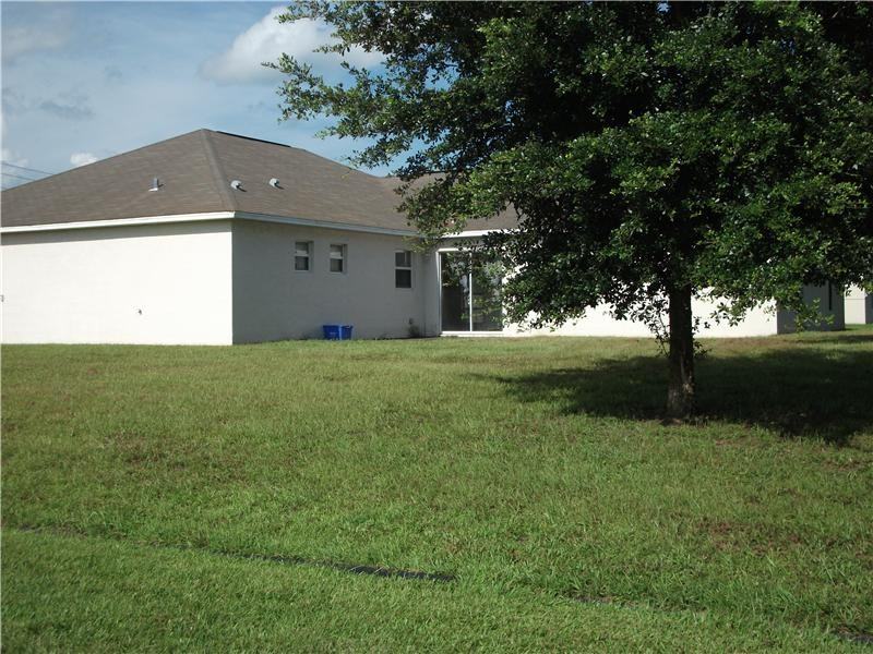 1450 SW Paar Dr - Photo 3 of 22