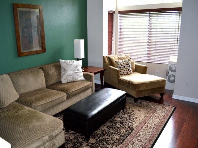 2176 NW Pacific Yew Pl - Photo 3 of 14