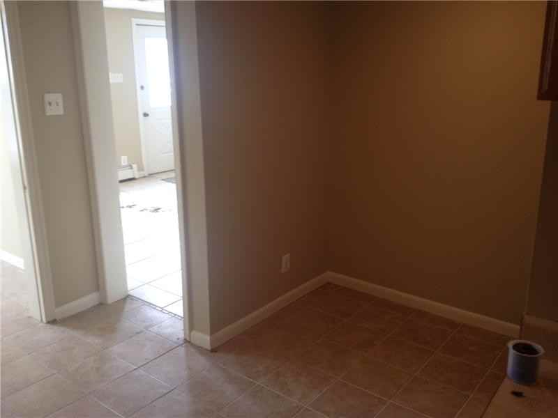 3009 Mt Ephraim Ave - Photo 3 of 7